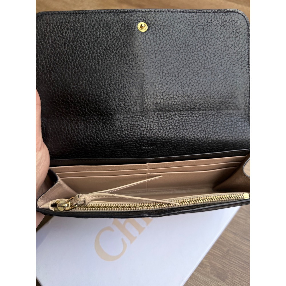Chloé Black Leather Long Wallet with Gold-Tone Logo Charms - Picture 6 of 11